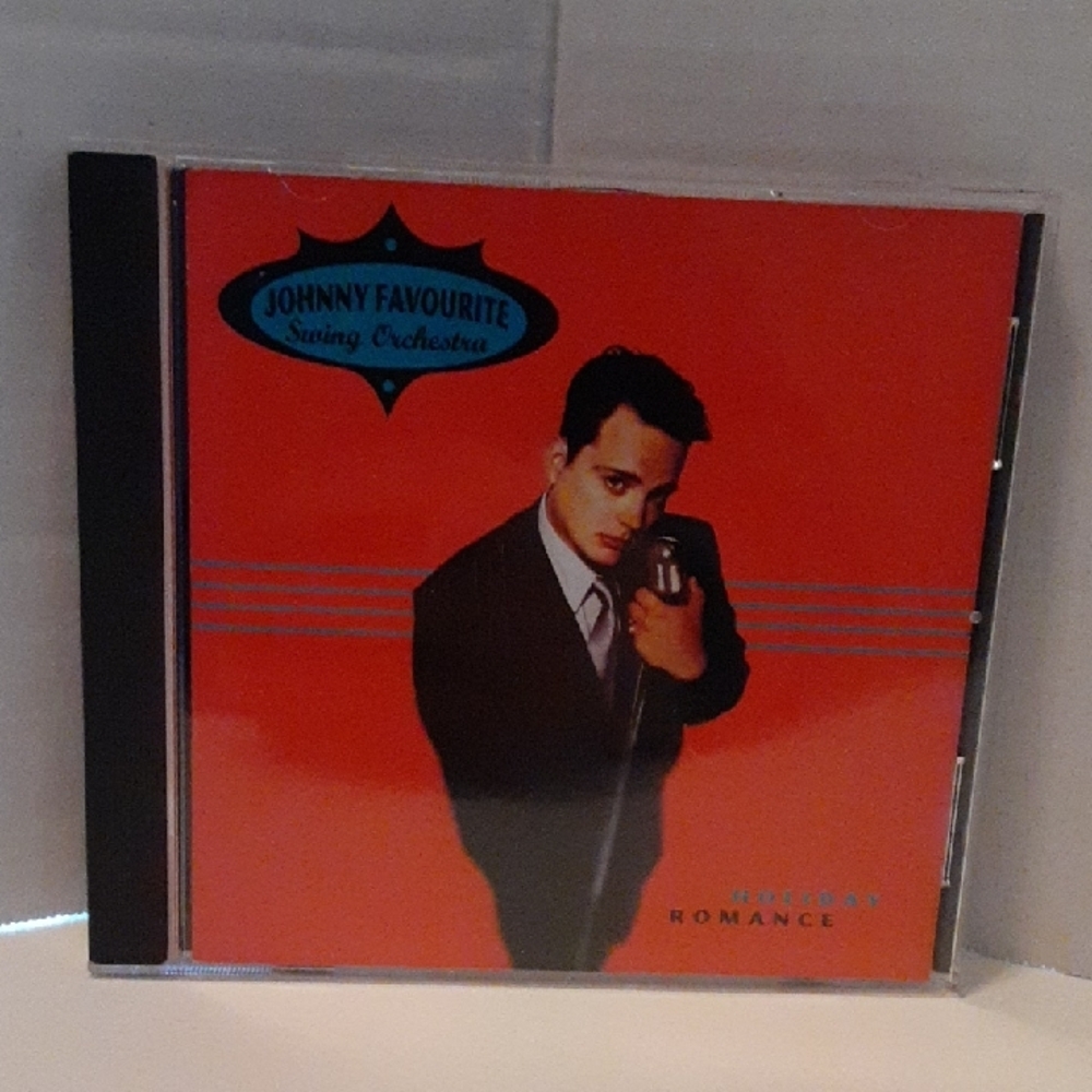 Johnny Favourite Swing Orchestra CD Holiday Romance